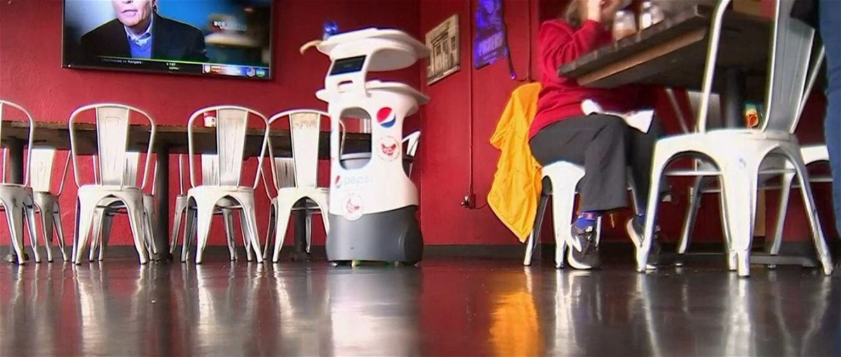 <i>WSMV</i><br/>Nashville restaurant Party Fowl is relying on a robot to lend a helping hand as the service industry continues to see staffing issues.