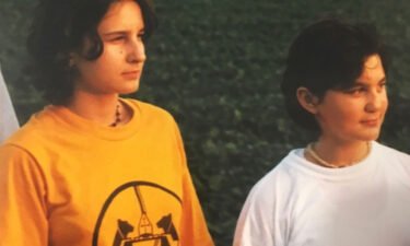 This childhood photo of Ayda Zugay and her sister