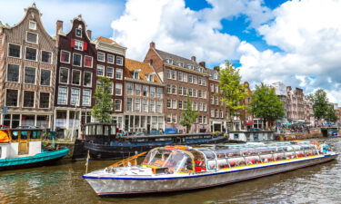 EU residents are now allowed to enter Amsterdam freely