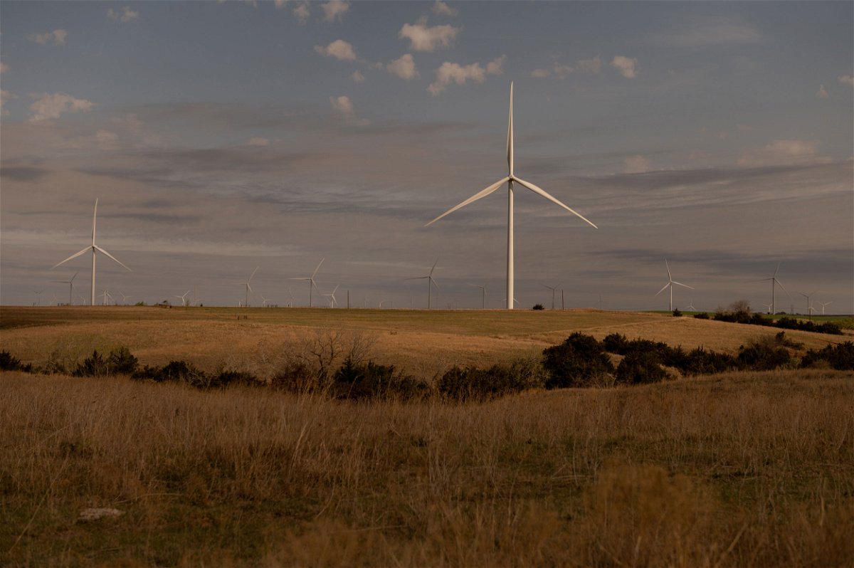 <i>Will Lanzoni/CNN</i><br/>Wind turbines spin at the Traverse wind farm in Oklahoma on April 19.