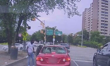 Video appears to show squeegee workers assaulting a driver at a red light off of Mount Royal Avenue in Baltimore.