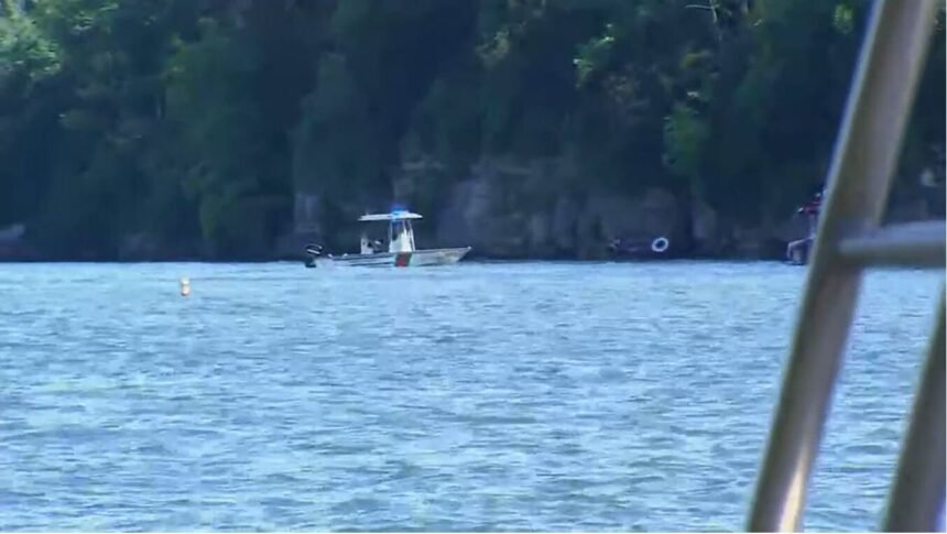 <i>WSMV</i><br/>Emergency personnel have ended their search for a man reported possibly missing after jumping from a cliff into Percy Priest Lake on Monday afternoon.