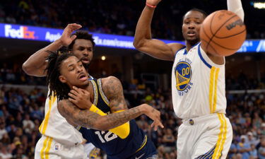 Ja Morant carried the Grizzlies to a key Game 2 win against the Warriors.