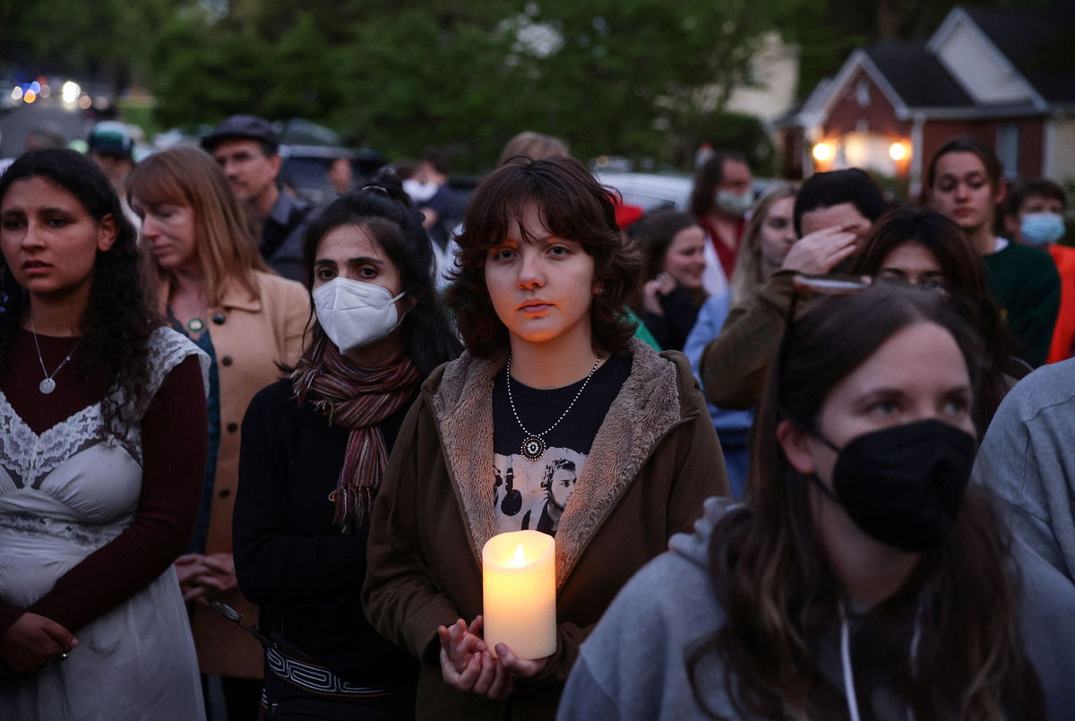 <i>Evelyn Hockstein/Reuters</i><br/>Republicans call for the DOJ to enforce law that would bar abortion rights demonstrators from protesting at justices' homes.