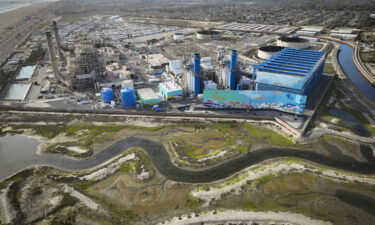 As water runs short in California