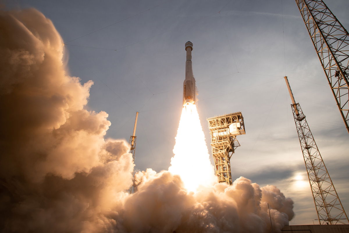 <i>Joel Kowsky/NASA</i><br/>A United Launch Alliance Atlas V rocket with Boeing's CST-100 Starliner spacecraft aboard launches from Space Launch Complex 41