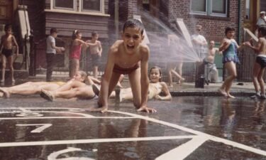 60 photos that capture summer in the '60s