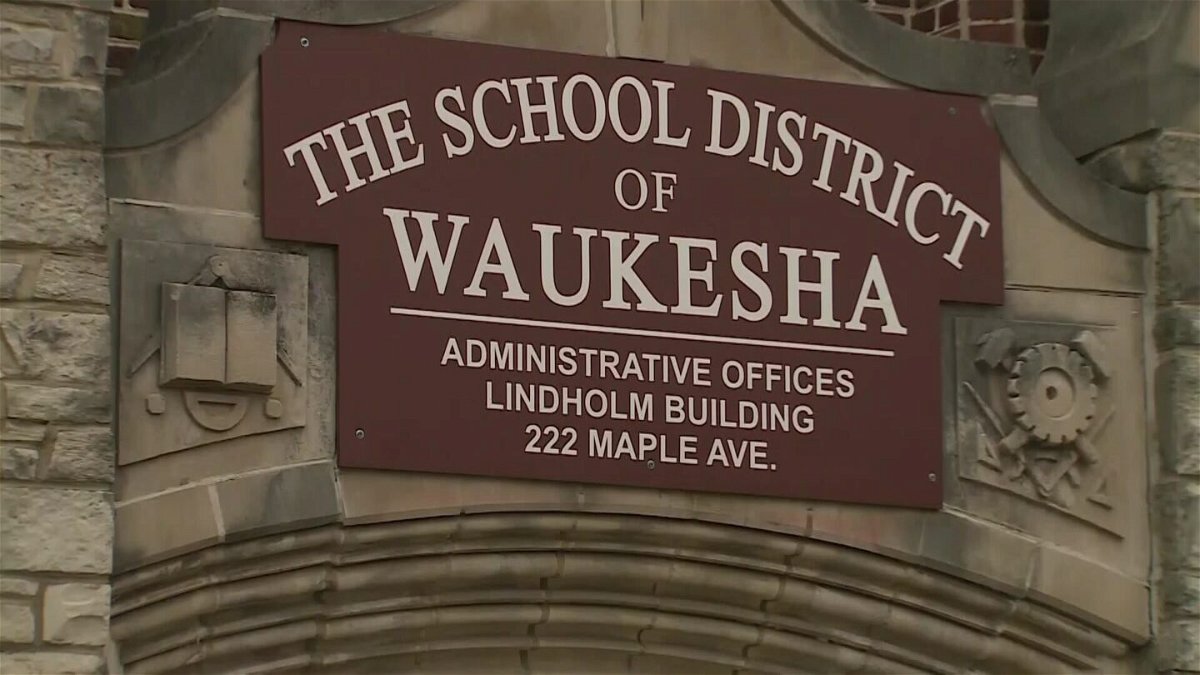 <i>WDJT</i><br/>An exodus of teachers in the Waukesha School District -- some pointing to the way those in the LGBTQ and BIPOC communities have been treated as a reason why they're going.