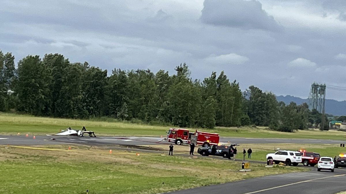 <i>KPTV</i><br/>Emergency crews have responded to the Pearson Field Airport in Vancouver after a plane crashed Tuesday morning.