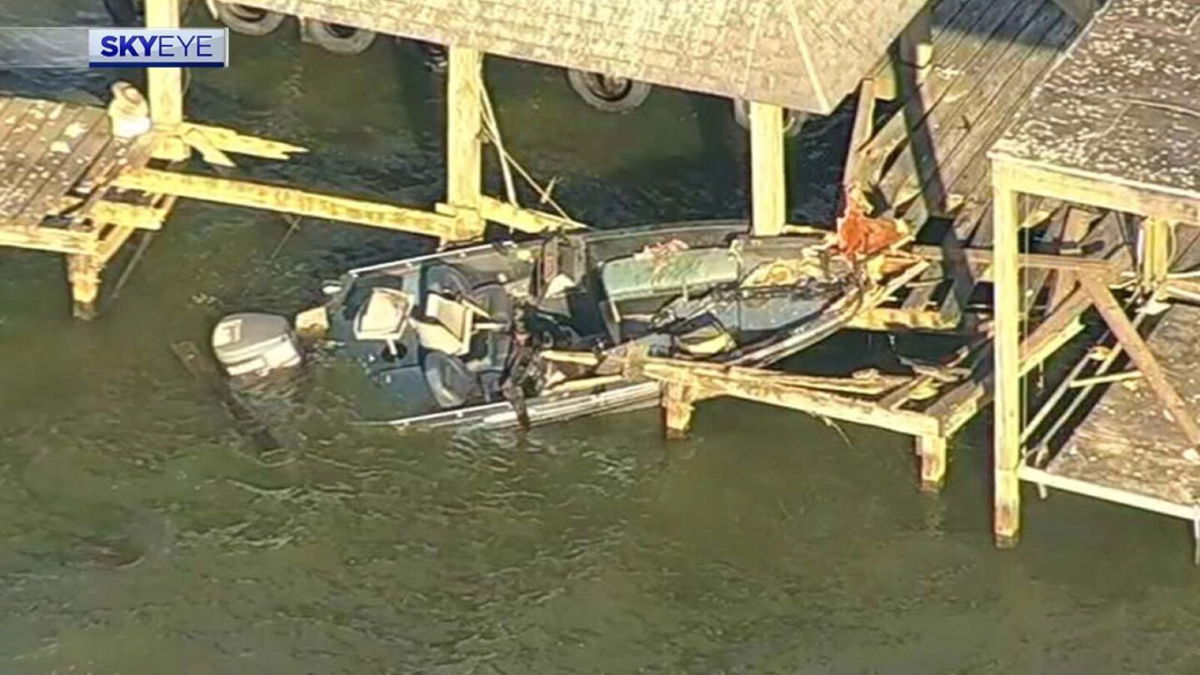 <i>KTRK</i><br/>Two people have been hospitalized after a boat crash on Lake Houston