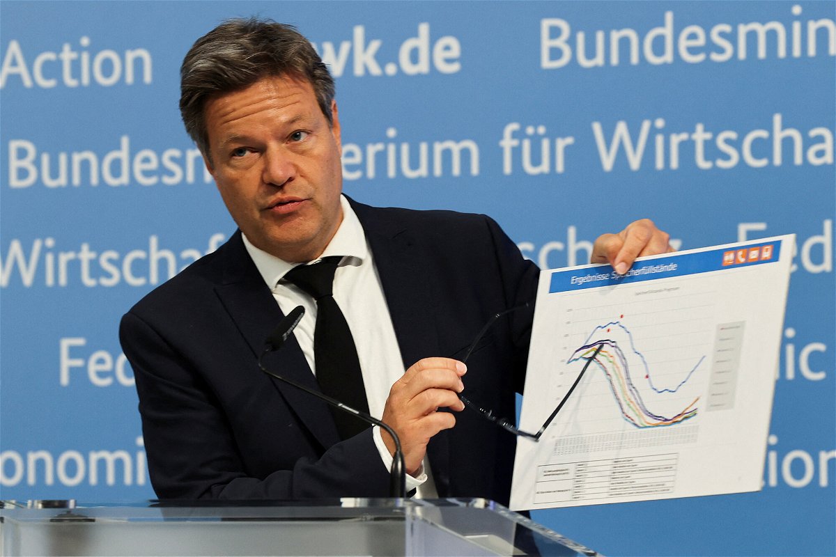 <i>Christian Mang/Reuters</i><br/>German Economy Minister Robert Habeck gives a statement on the topics of energy and security of supply