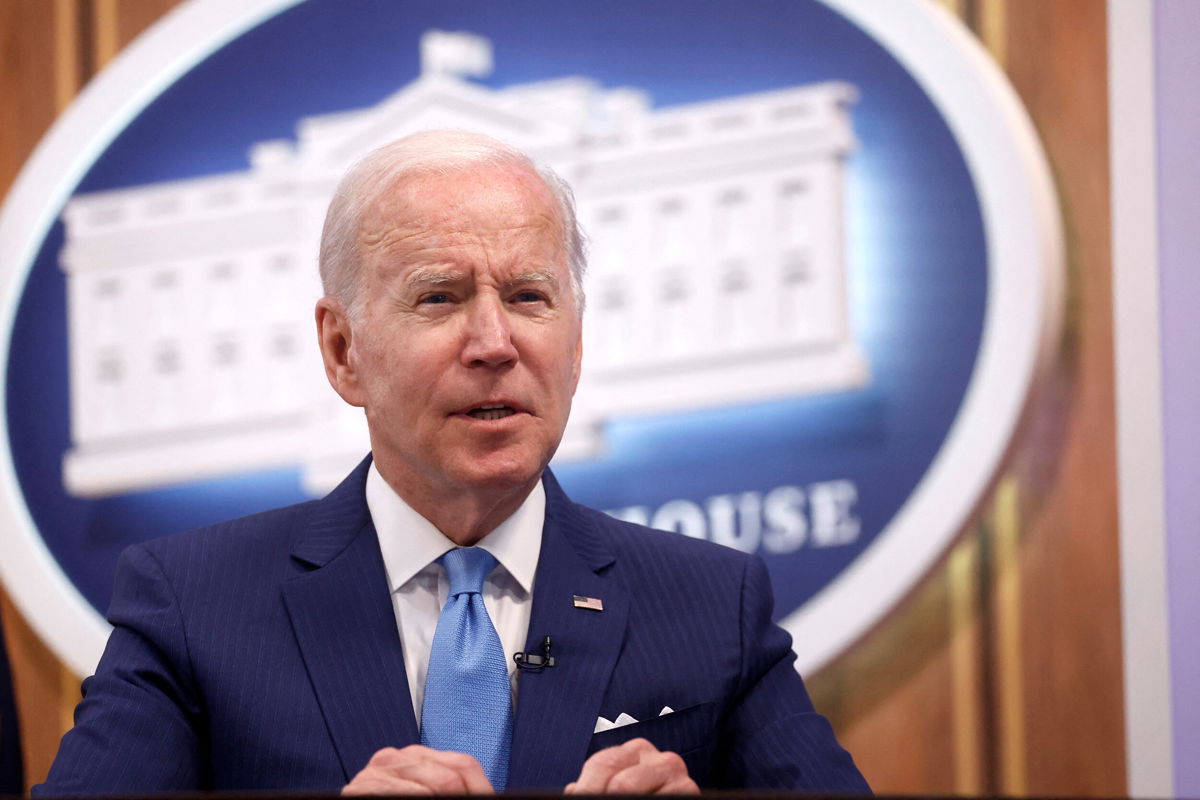<i>Jonathan Ernst/Reuters</i><br/>Joe Biden and his inner circle get weekly readouts of the metrics on local newspaper coverage of his speeches. Those reports go on the piles with internal memos from pollsters saying Biden isn't breaking through in traditional news outlets.
