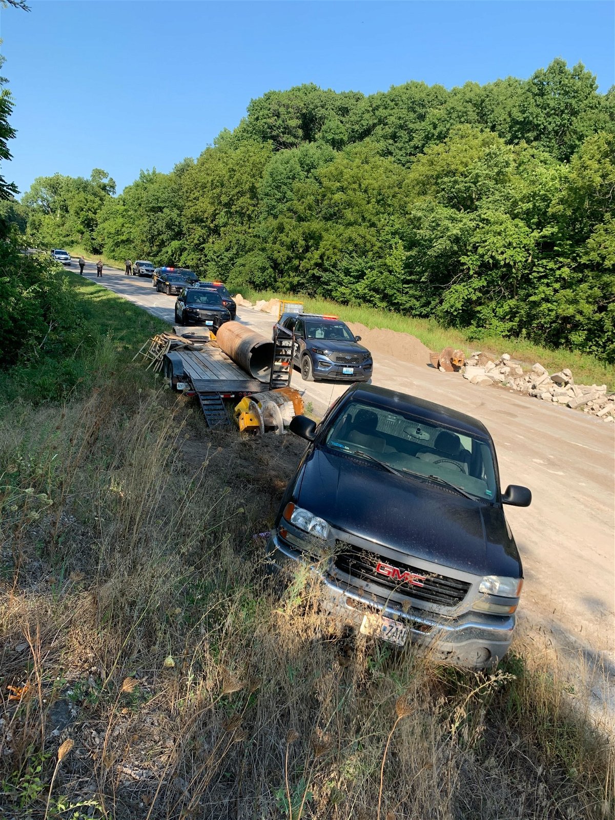 Multiple law agencies were involved in a chase that began in Callway County and ended near the Rocheport Bridge.