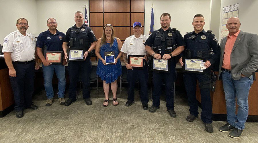 <i>East Idaho News</i><br/>Jefferson County Sheriff Steve Anderson presented life-saving medals to Battalion Chief Jim Kelly