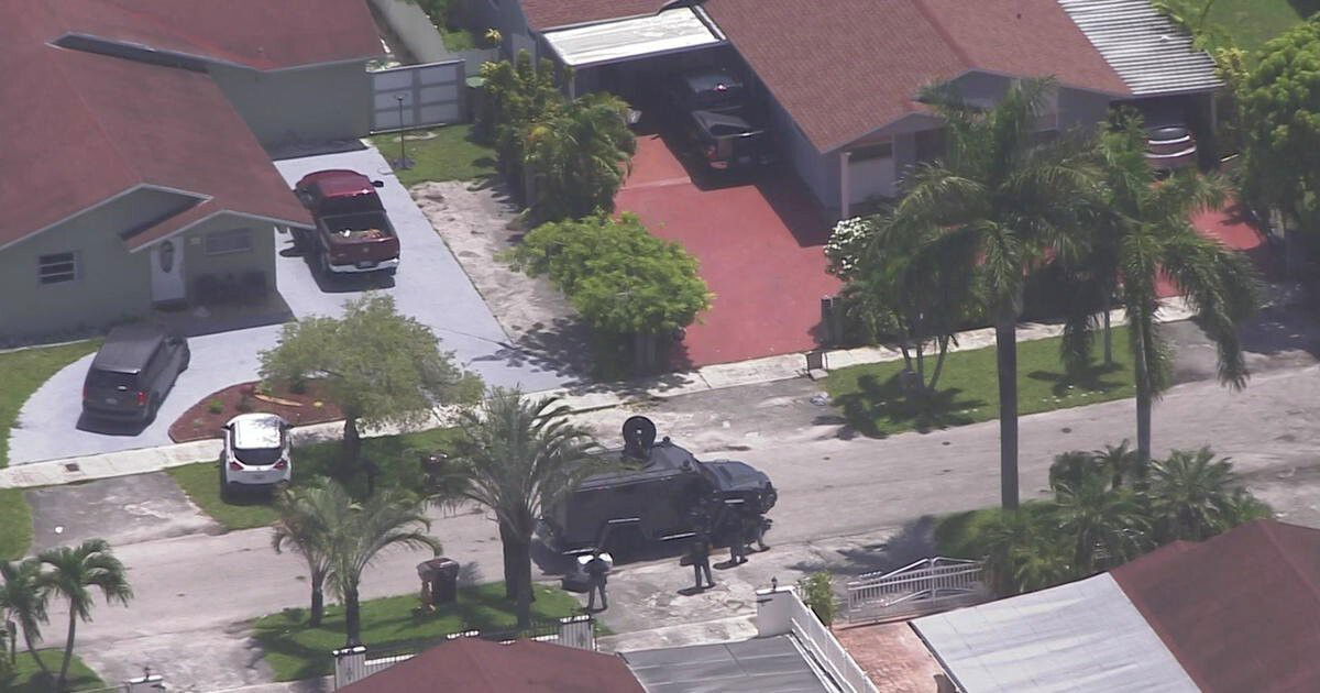 <i>WFOR</i><br/>A SWAT standoff in Hialeah has come to an end after police convinced a barricaded man to surrender.