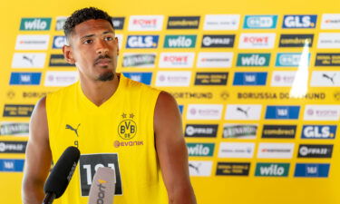 Sébastien Haller felt unwell during a training camp before undergoing medical examinations.