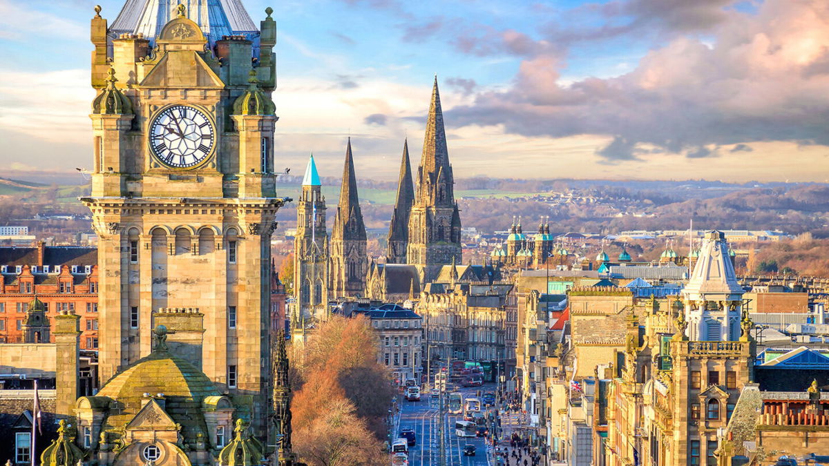 <i>Wasin Pummarin/Adobe Stock</i><br/>Old town Edinburgh and Edinburgh castle are pictured in Scotland UK.