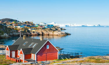 Colorful houses on the shore of Atlantic ocean in Ilulissat