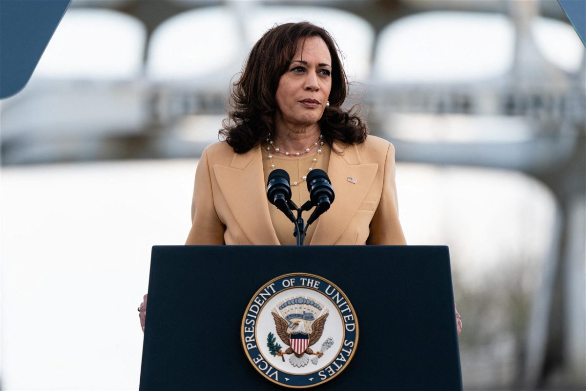 <i>ELIJAH NOUVELAGE/AFP/Getty Images</i><br/>Vice President Kamala Harris' director of public engagement and intergovernmental affairs is leaving his position