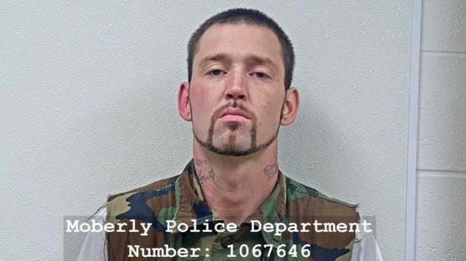 Police officers arrested Dustin Wheeler, 33, of Moberly, on Tuesday, Aug. 30, 2022, on a possible charge of second-degree burglary. Police said officers identified Wheeler as a suspect in recent thefts vehicles. 