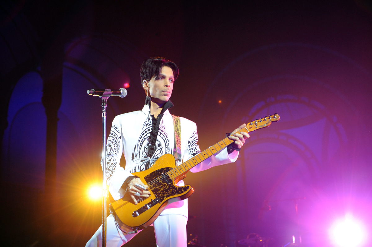 <i>BERTRAND GUAY/AFP/AFP via Getty Images</i><br/>Prince's $156 million estate has been settled six years after his death.