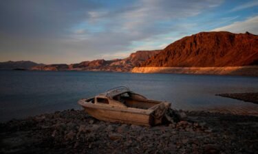 Officials reveal new details about the 3 sets of human remains found at Lake Mead.