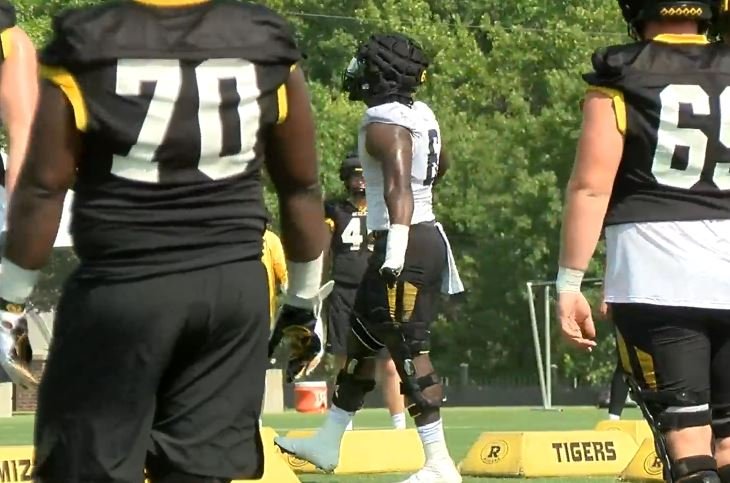 Players work on the first day of Mizzou football training camp Monday, Aug. 1, 2022.