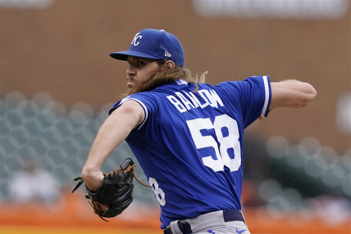 Kansas City Royals relief pitcher Scott Barlow throws during the ninth inning of a baseball game against the Detroit Tigers, Sunday, Sept. 4, 2022, in Detroit. (AP Photo/Carlos Osorio)