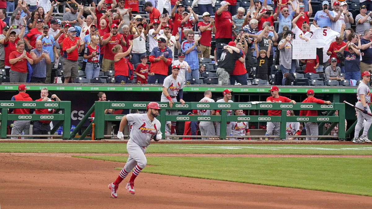 Pujols inches closer to Alex Rodriguez in all-time home run