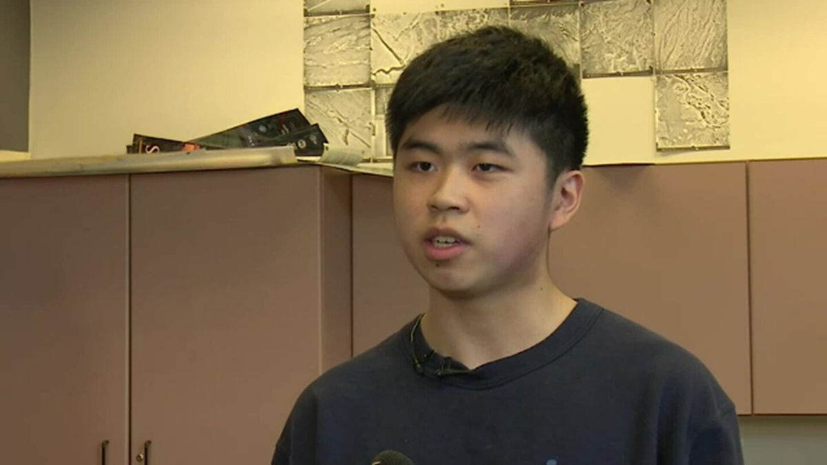<i>WBND-LD</i><br/>Felix Zhang is the only person in the world to not miss a single point on the AP Calculus AB Exam.