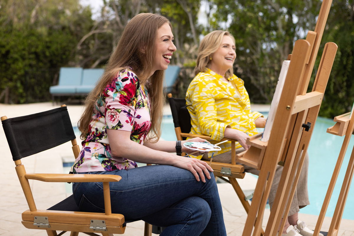 <i>Christina Belle/Apple TV+</i><br/>Chelsea Clinton and Hillary Clinton appear in 