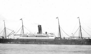 The wreck of the SS Mesaba that tried to warn the RMS Titanic of the iceberg that sank it on its maiden voyage has been found at the bottom of the Irish Sea. The ship was torpedoed while in convoy in 1918.