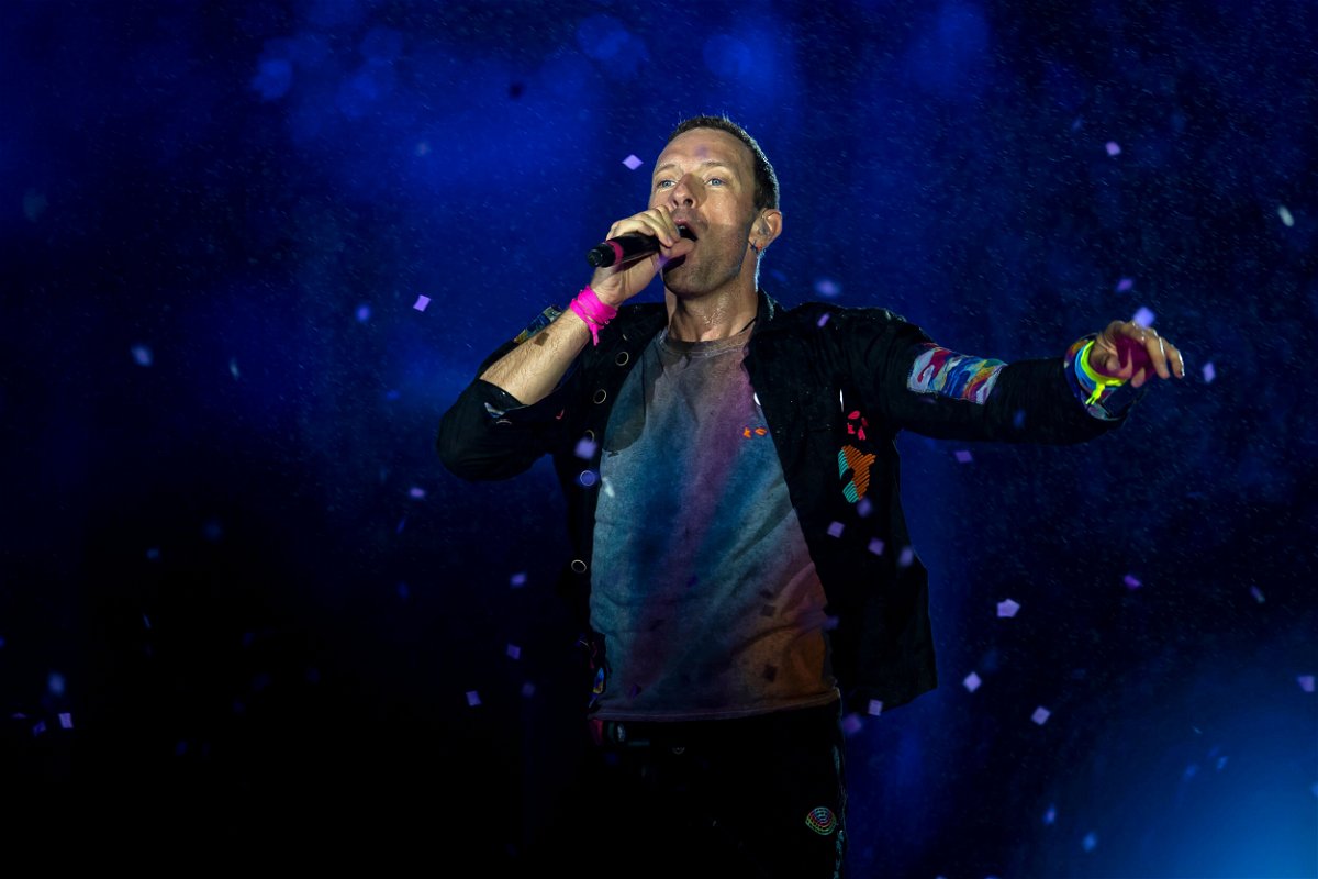 <i>Bruna Prado/AP</i><br/>Chris Martin's lung infection forces Coldplay to postpone shows.
