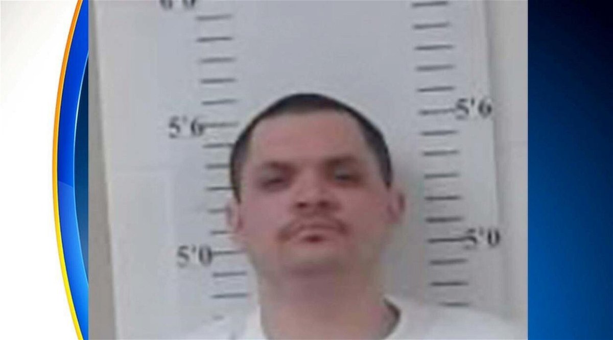 <i>FEDERAL BUREAU PRISONS/KTVT</i><br/>The Bureau of Prisons is searching for missing inmate Salvador Gallegos