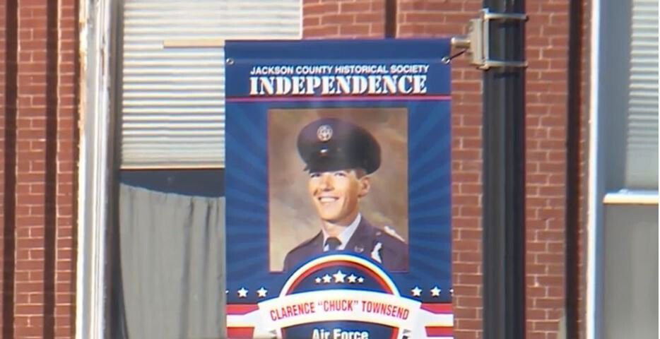 <i>KMBC</i><br/>Hometown veterans being honored with banners at Independence Square.