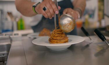 Stanley Tucci transports viewers as he travels around Italy and indulges in the world's most popular cuisine.