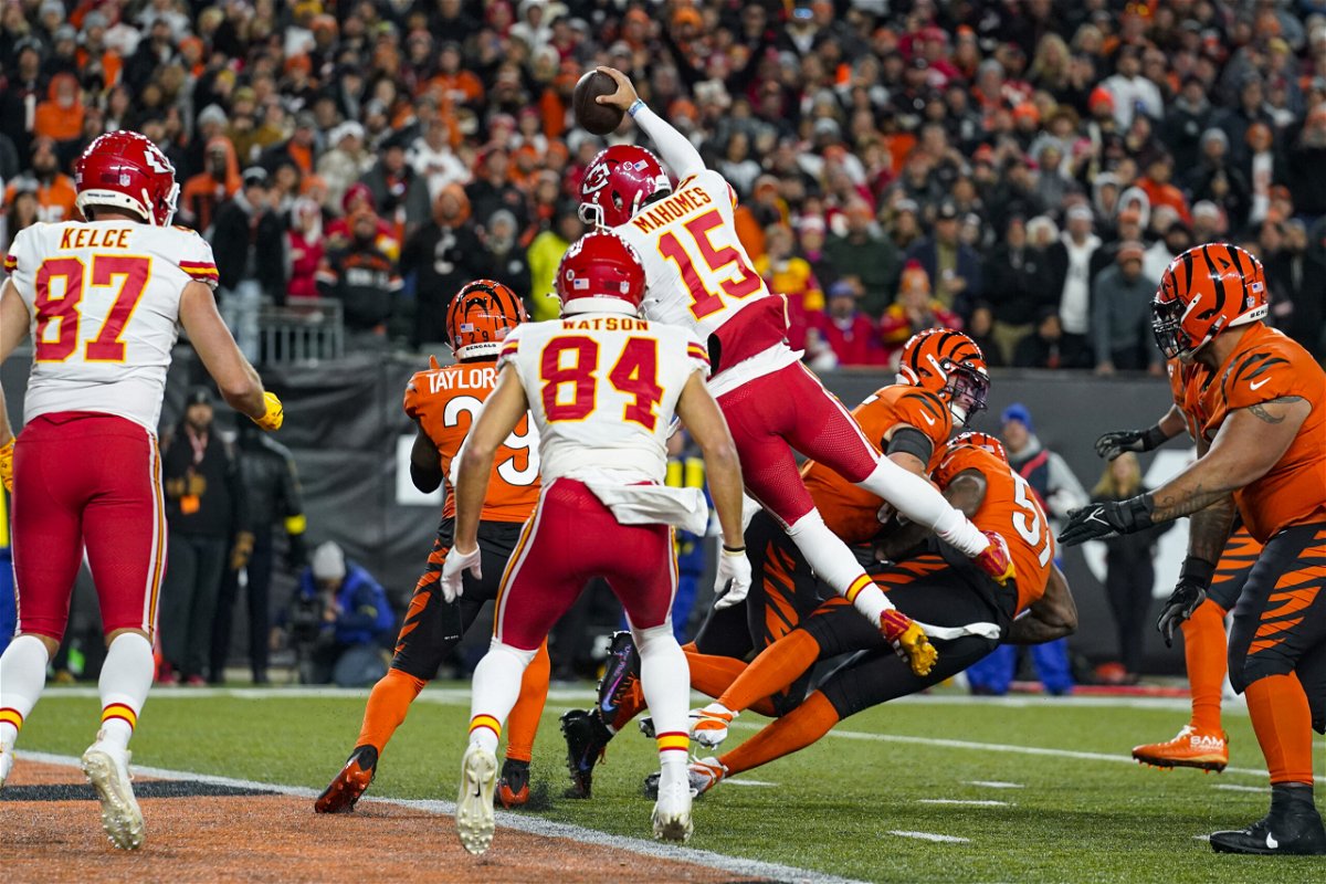 Chiefs fall 27-24 in back-and-forth game in Cincinnati - ABC17NEWS