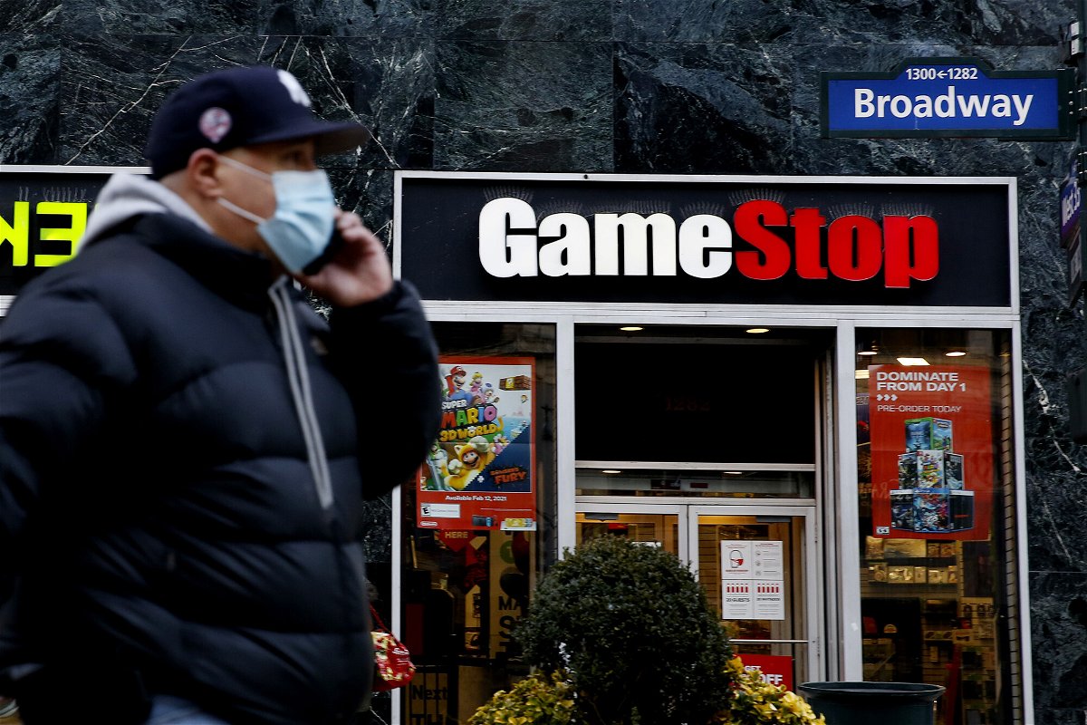 <i>John Smith/VIEWpress/Getty Images</i><br/>GameStop is expected to report a quarterly loss of $84 million and sales growth of just 4.5% from a year ago