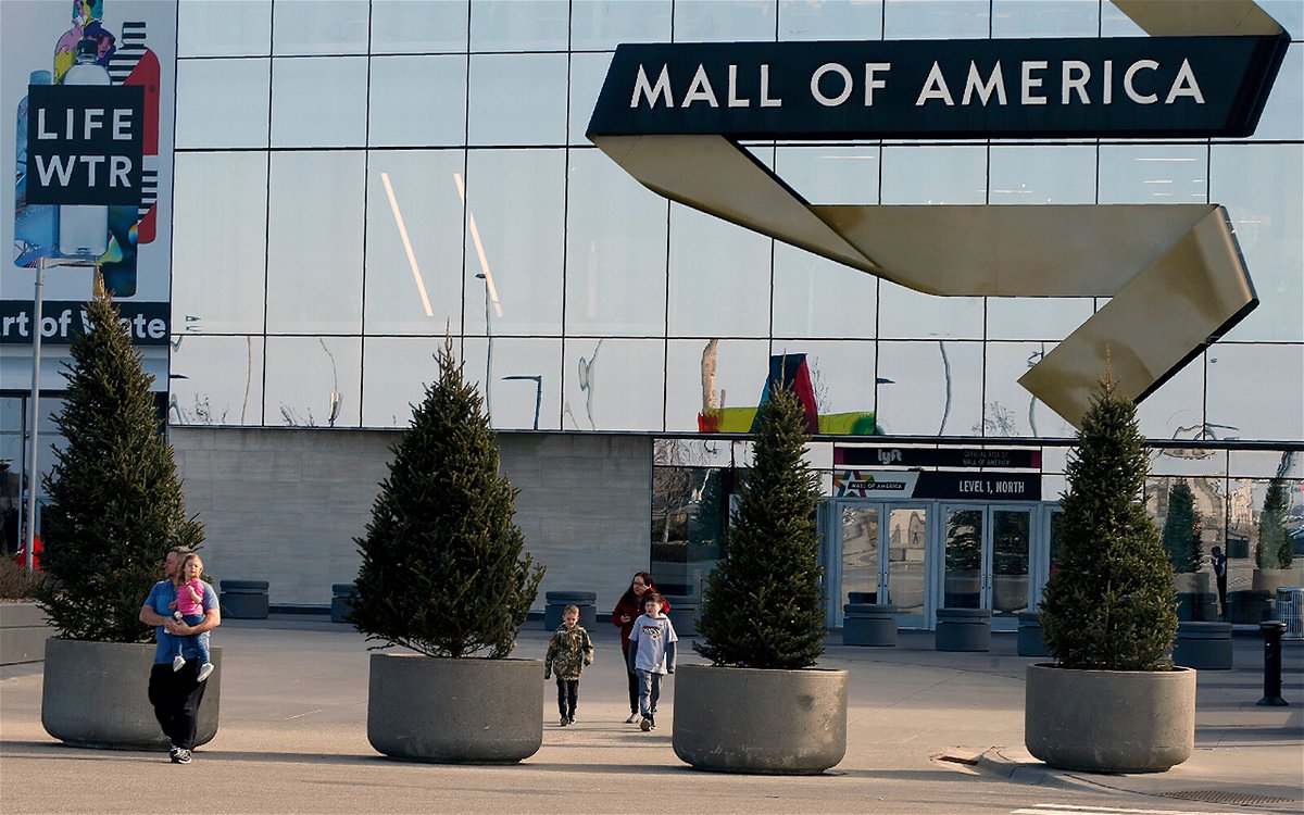 <i>Jim Mone/AP/file</i><br/>More than three years after a boy was thrown over a balcony at the Mall of America in Minnesota