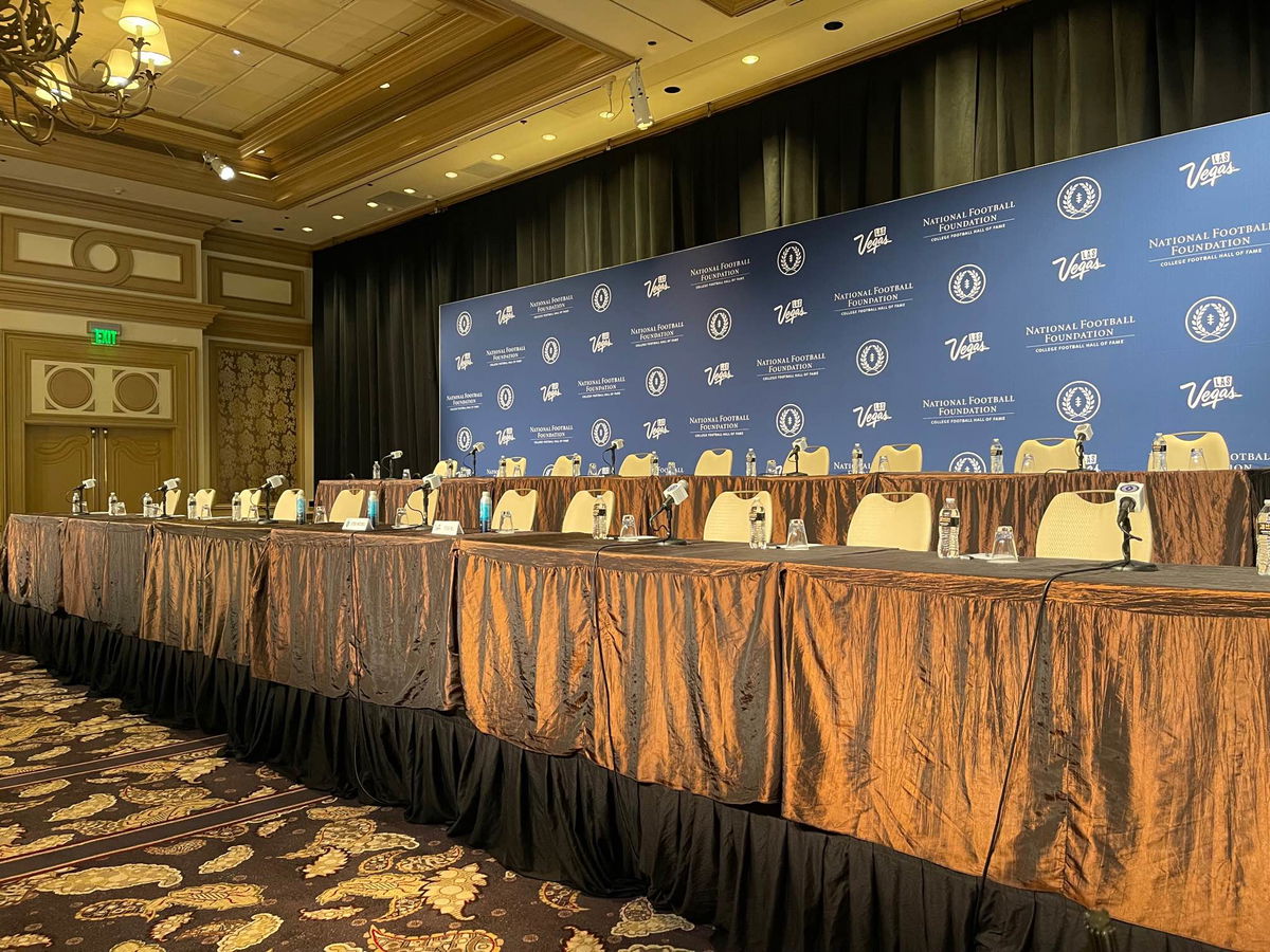 Gary Pinkel Inducted into the College Football Hall of Fame in Las Vegas  Ceremony - Gary Pinkel