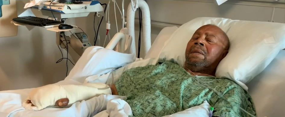 <i></i><br/>83-year-old Jimmy Lindsey from South LA man survived a mauling by the neighbor's dogs in his own front yard.