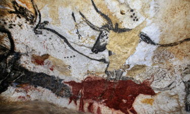 This painting in the cave of Lascaux in France