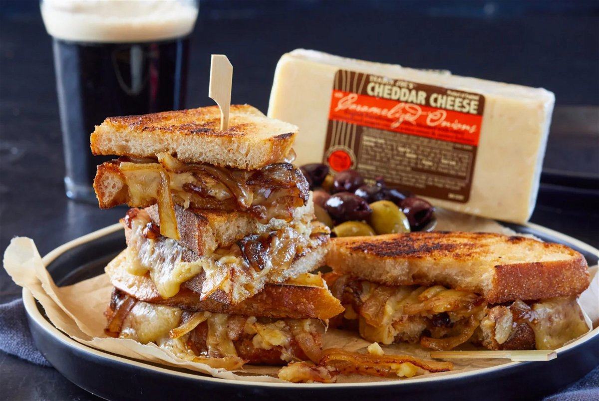 <i>Trader Joe's</i><br/>Trader Joe's Cheddar Cheese with Caramelized Onions
