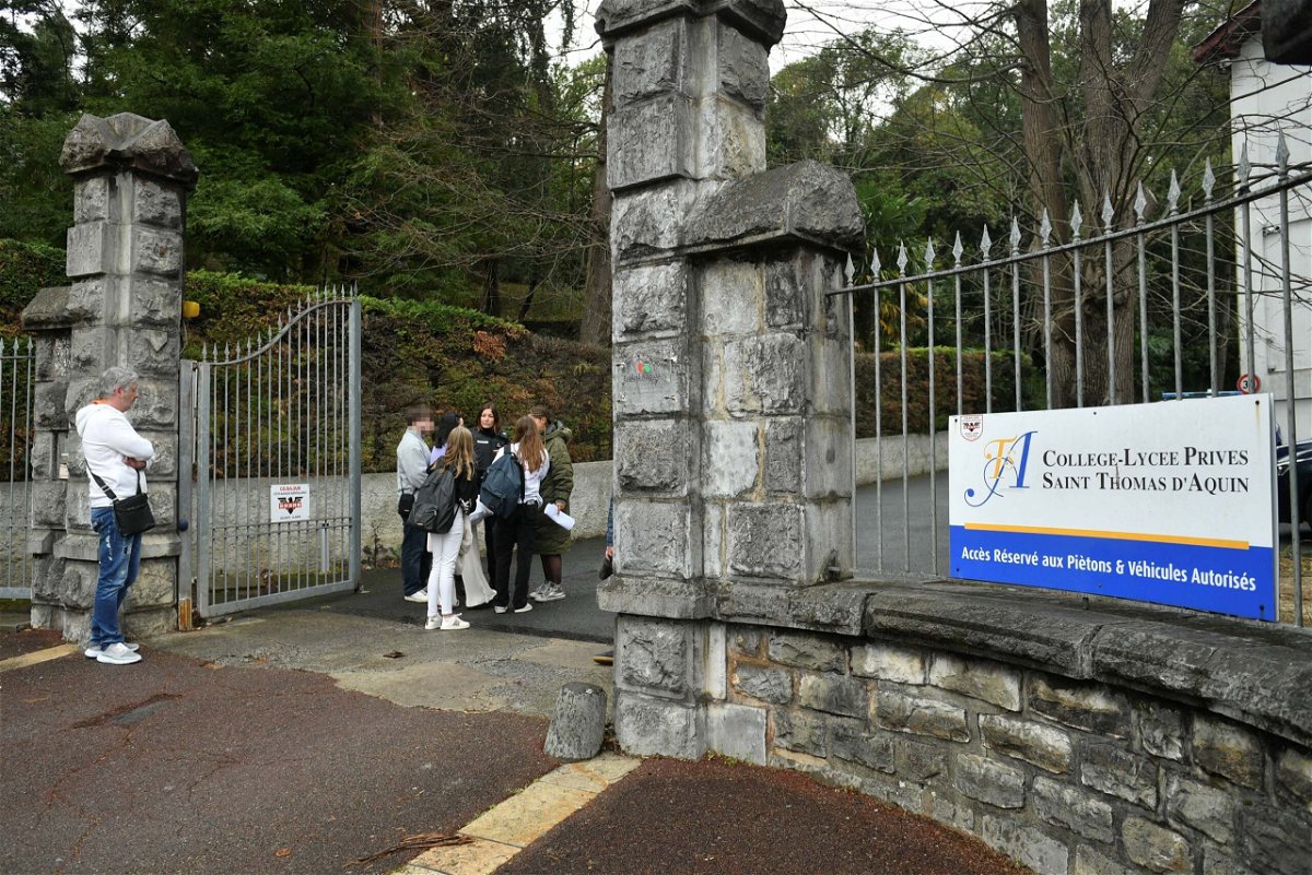 <i>Gaizka Iroz/AFP/Getty Images</i><br/>People stand at the entrance of the Saint-Thomas d'Aquin school in Saint-Jean-de-Luz