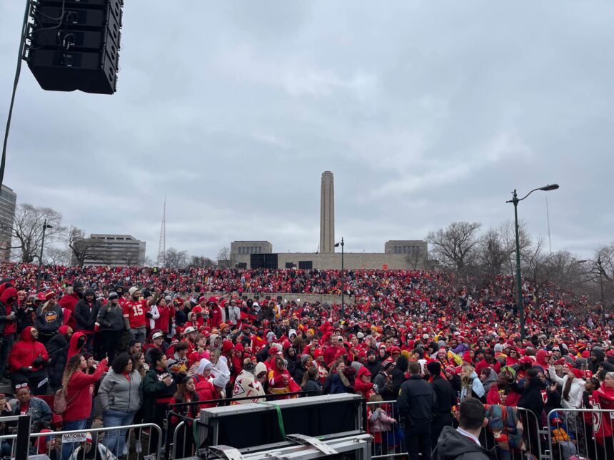 WATCH: Chiefs return to Kansas City with Lombardi Trophy after Super Bowl  win - ABC17NEWS