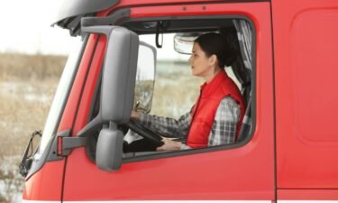 How employment of women in the trucking industry has changed over the past 20 years