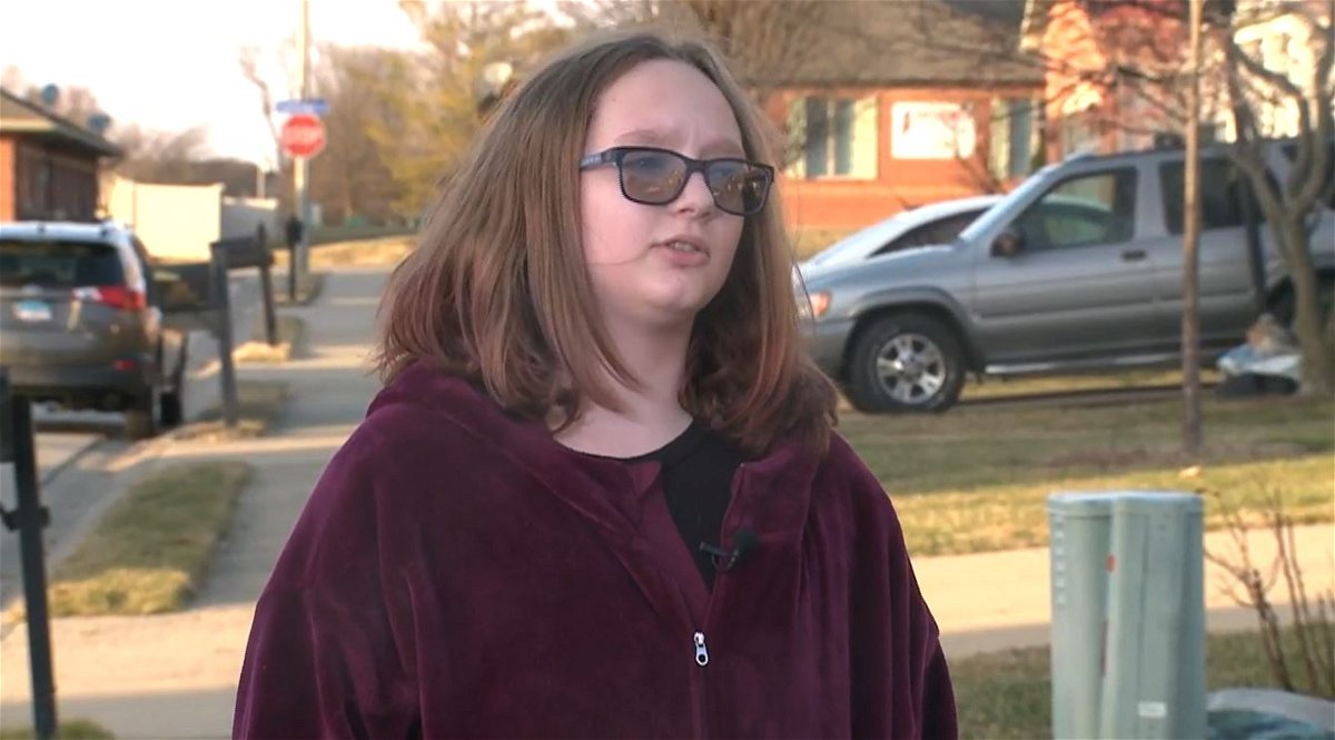 <i></i><br/>Gwen Pope is in 5th grade but she’s speaking out about the dangers at her school bus stop in O’Fallon