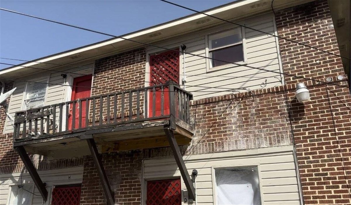 <i></i><br/>Renters are being forced out of the Stoner Avenue apartments in Shreveport