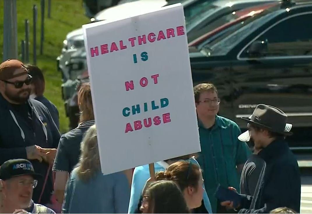 <i></i><br/>LGBTQ advocates protested Missouri lawmakers supporting legislation restricting who can get gender-affirming care—or healthcare that aids in transitioning from one sex to another.