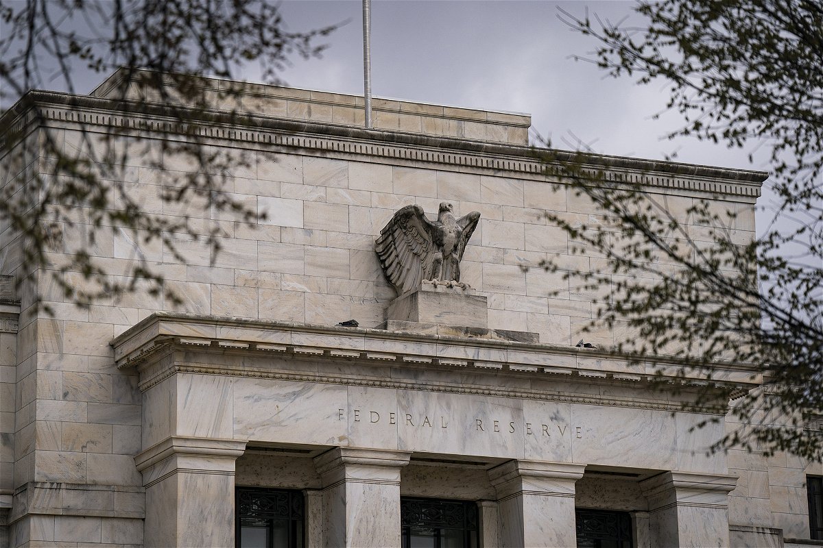 <i>Al Drago/Bloomberg/Getty Images</i><br/>Can the Fed help fend off a banking crisis while also cooling the economy?